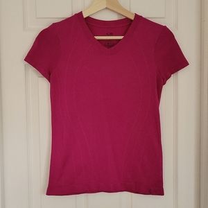 Champion Pink Athletic V Neck Size XS